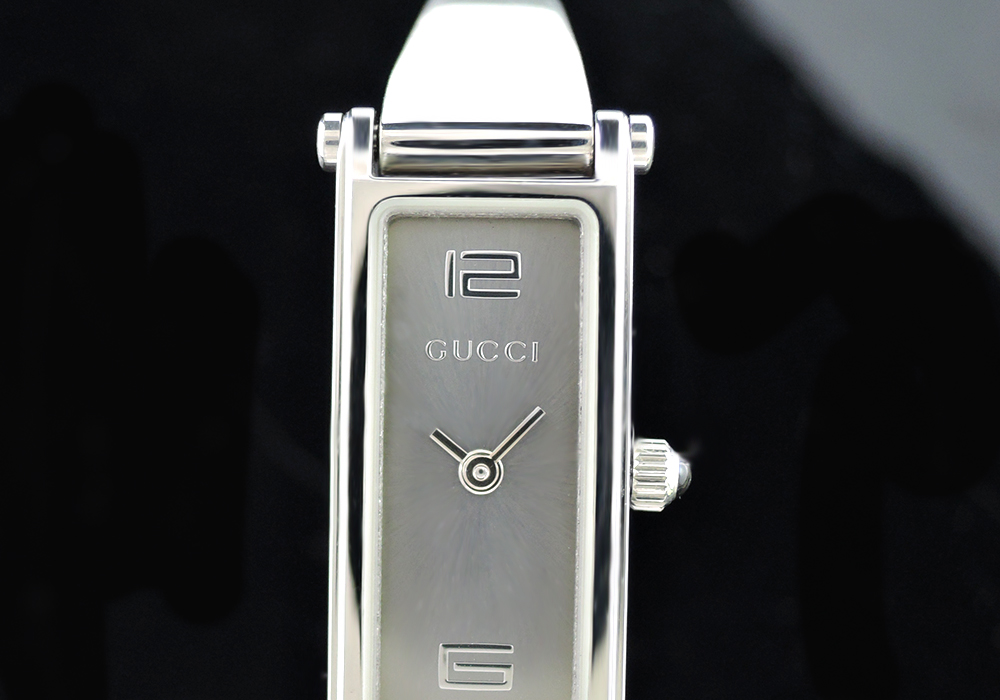 GUCCI 1500L レディースウォッチ 腕時計 バングルタイプ グレー文字盤