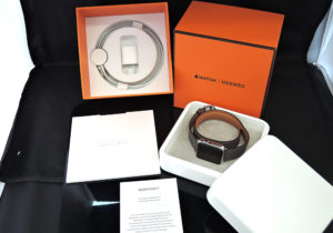 HERMES アップルウォッチ ユニセックス腕時計 スマートウォッチ 充電式 エルメスベルト グレー 保証書 【委託時計】