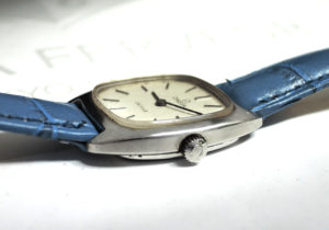 OMEGA デビル DE VILLE アンティーク レディース腕時計 手巻き シルバー文字盤 社外新品ストラップ 【委託時計】