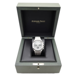 オーデマ・ピゲ ロイヤルオーク クロノグラフ フロステッドゴールド グレー／ブラックダイヤル AT 19cm AUDEMARS PIGUET Royal Oak Chronograph Frosted White Gold 26240BC.GG.1324BC.01 C004388