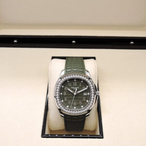 パテックフィリップ アクアノート・ルーチェ 5267/200A-011 カーキグリーン 15.5cm PATEK PHILIPPE Aquanaut Green C006927