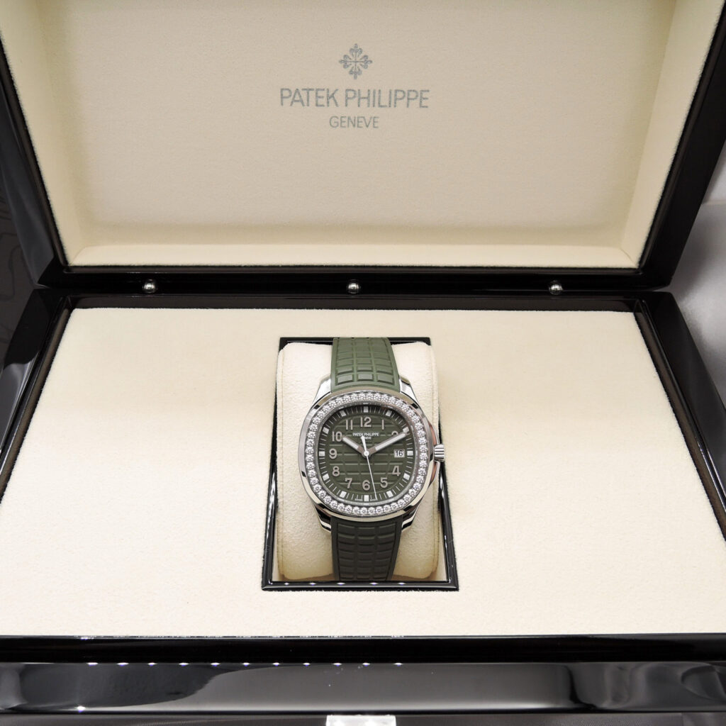 パテックフィリップ アクアノート・ルーチェ 5267/200A-011 カーキグリーン 15.5cm PATEK PHILIPPE Aquanaut Green C006927
