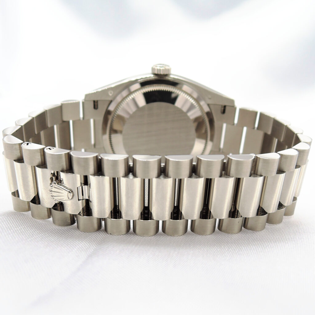 ロレックス デイデイト 36 128239A 2023年保証書 青 ブルーグラデーション 10Pダイヤモンド 18.5cm AT ROLEX Day-Date36 Blue C007473