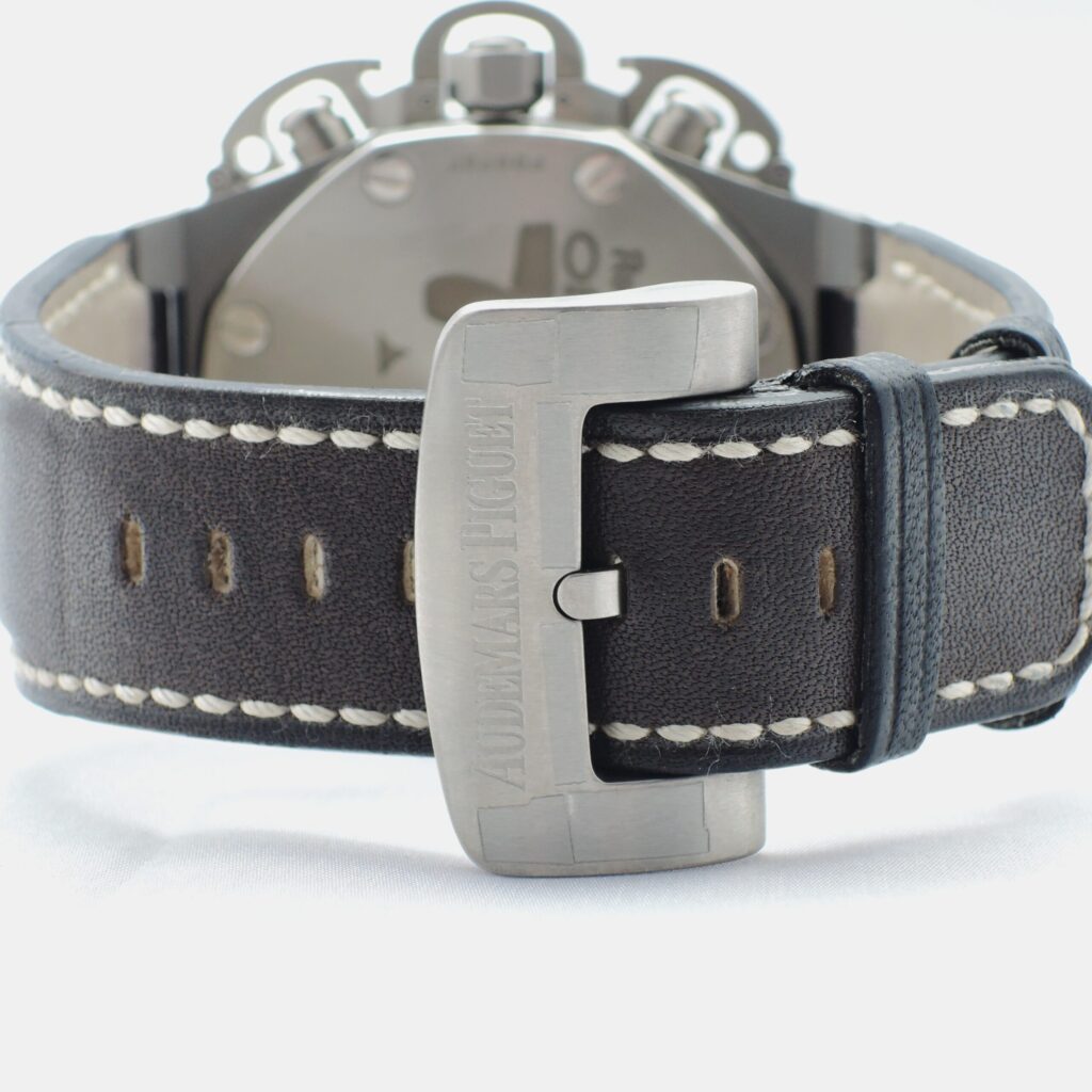 オーデマピゲ ロイヤルオーク オフショア T3 25863TI.OO.A001CU.01 グレー チタン/レザー 自動巻 Audemars Piguet C008804
