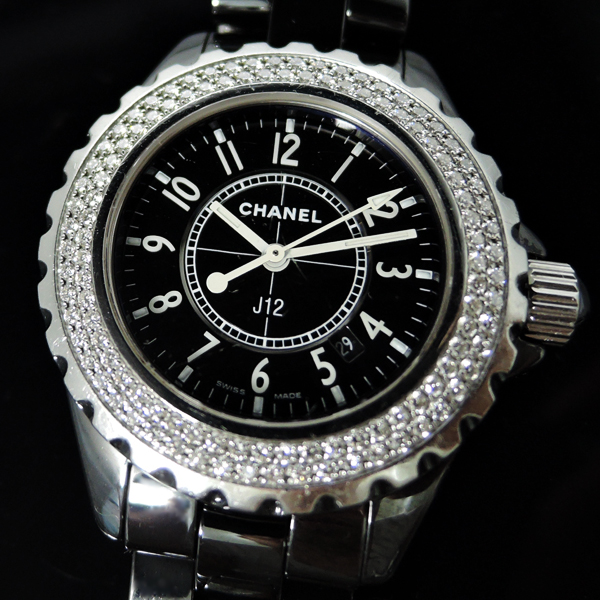 シャネル J12 黒セラ2重ベゼルダイヤ 腕時計 レディース